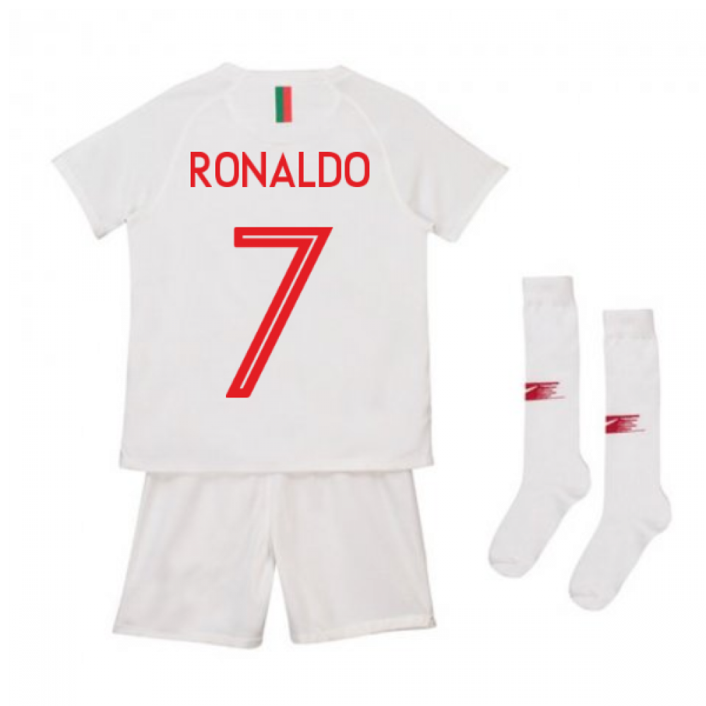 ronaldo football kit 2019