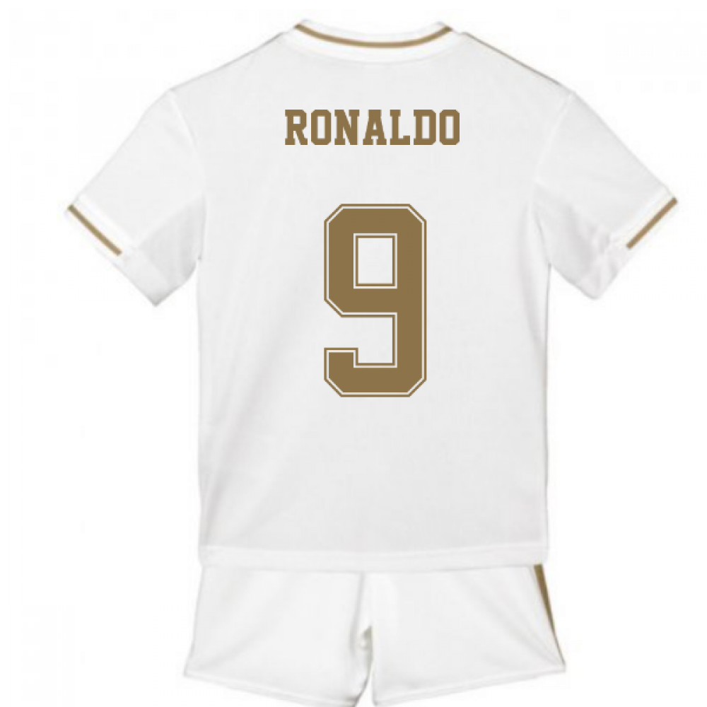 ronaldo football kit