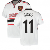 1999 Manchester United Away Football Shirt (GIGGS 11)