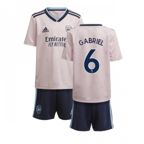 Arsenal's 'Flamingo pink' third kit for 2022-23 season LEAKED with fans  split over 'dog paw print' pattern